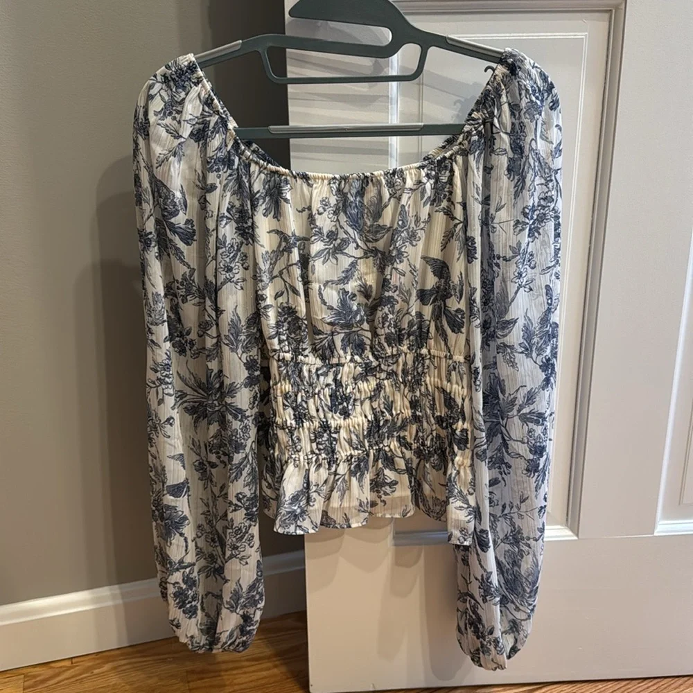 Express cropped blouse - Picture 2 of 3